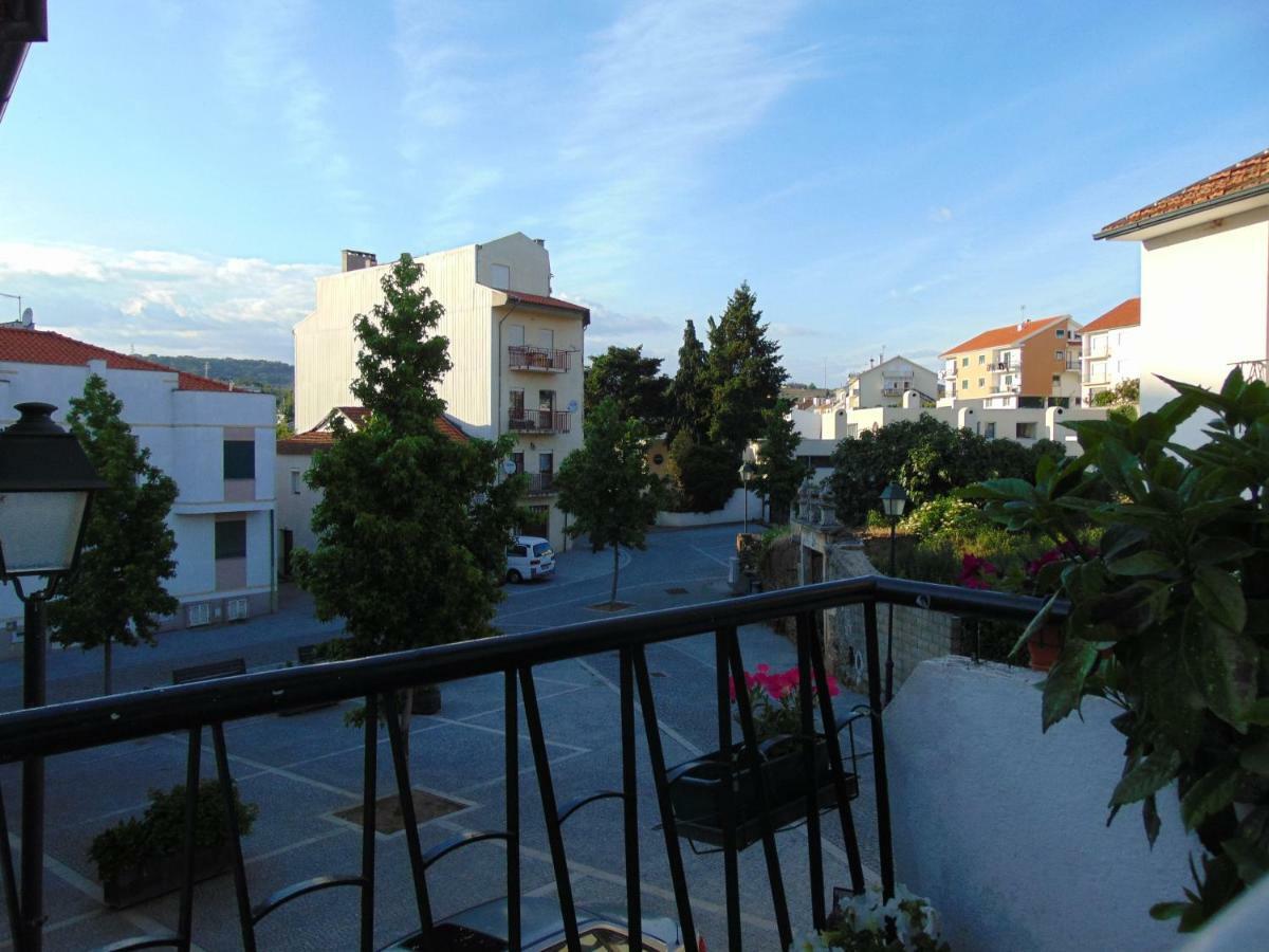 Casa Do Prado Apartment มาเซโด เด กาบาเลย์รอส ภายนอก รูปภาพ