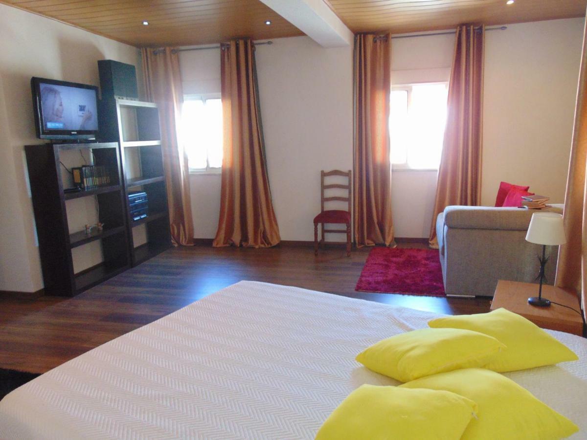 Casa Do Prado Apartment มาเซโด เด กาบาเลย์รอส ภายนอก รูปภาพ