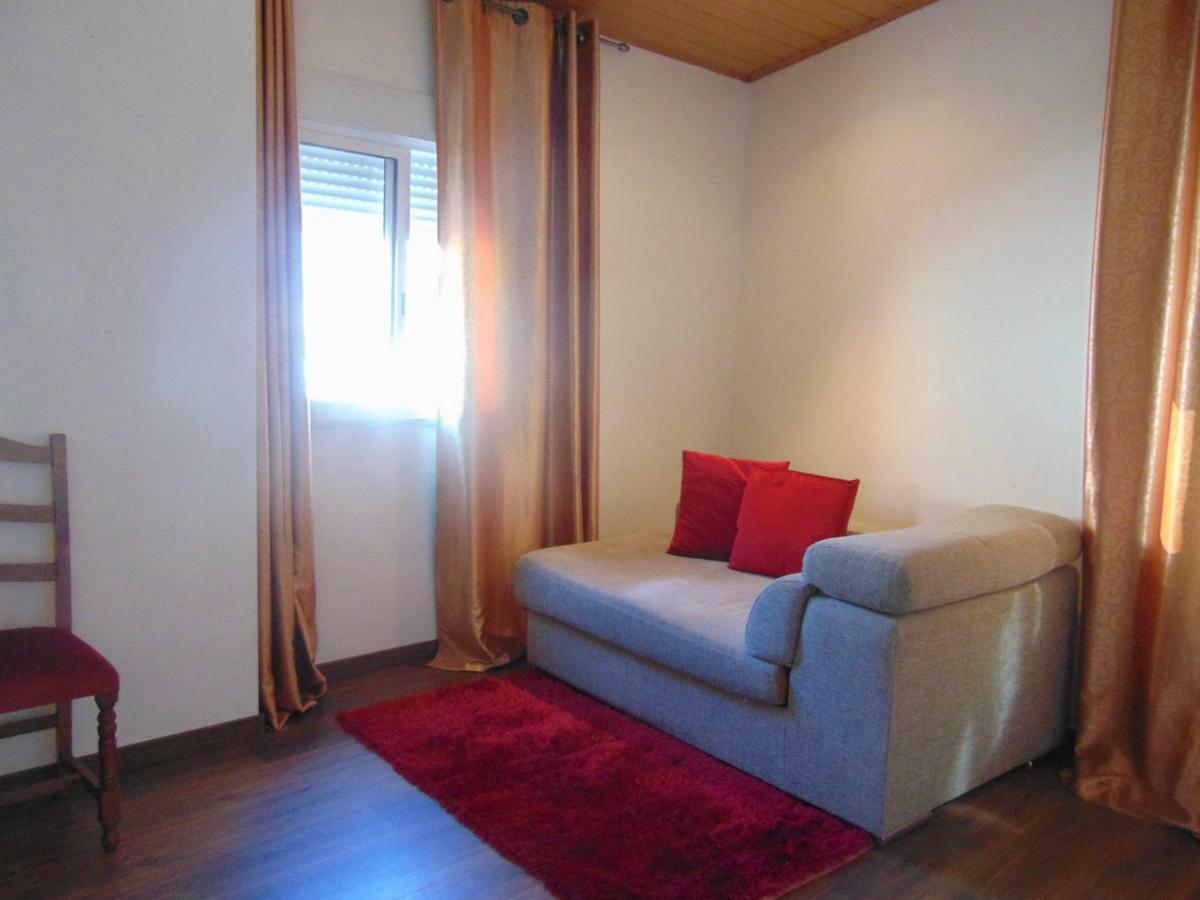 Casa Do Prado Apartment มาเซโด เด กาบาเลย์รอส ภายนอก รูปภาพ
